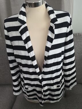 Women’s Black & White Striped Blazer Jacket